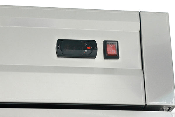 1400mm 2 Solid Door Reach In Refrigerator