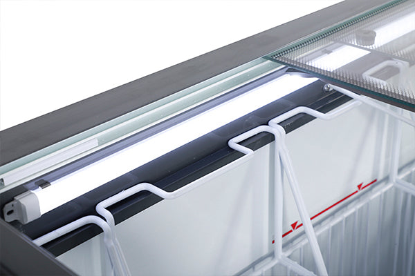 1615mm Curved Glass Door Island Freezer
